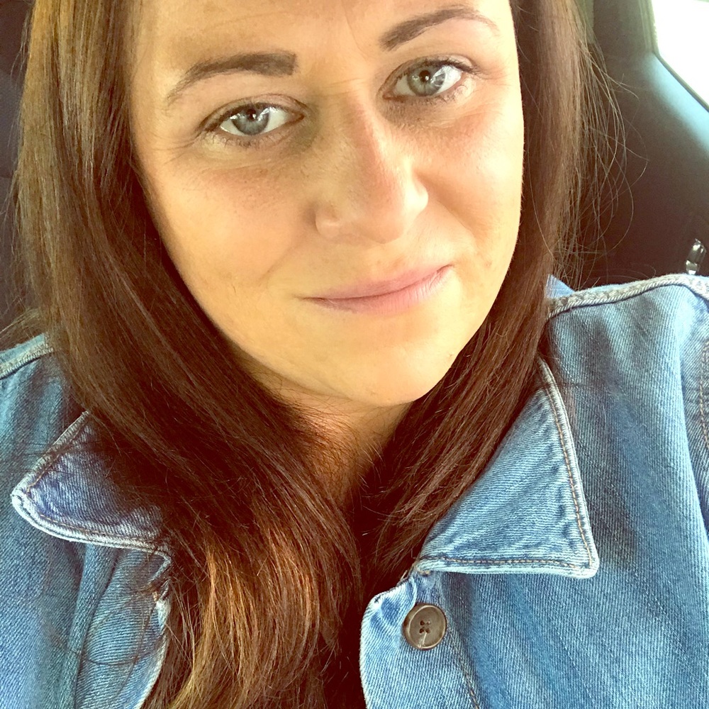 Meet your Posher, Lori